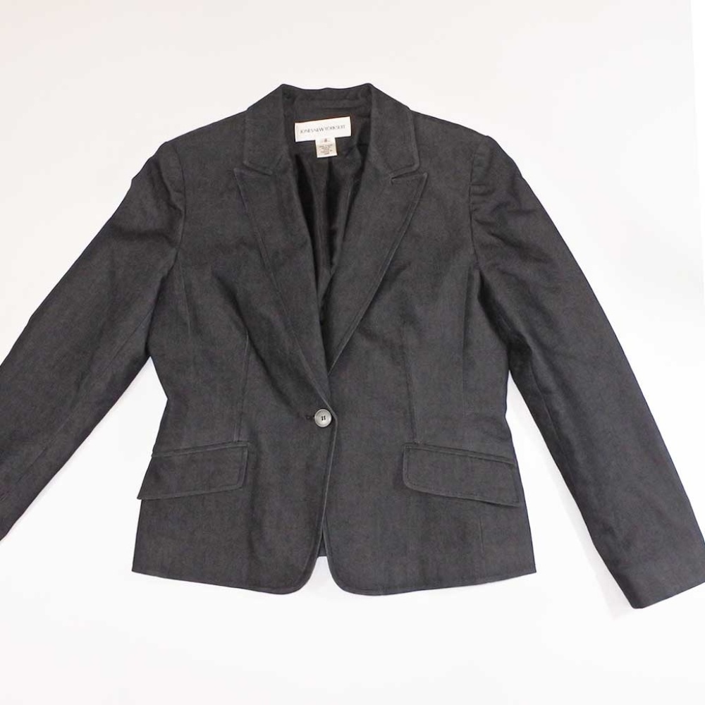 Jones New York Women blazer size 8